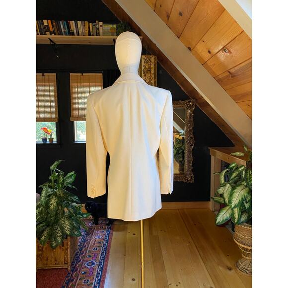 Cream Wool Blazer - Picture 3 of 7